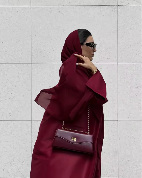 Inaya — Élégance affirmée, allure intemporelle