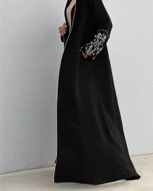 ريم — أناقة مفتوحة، لمسة راقية