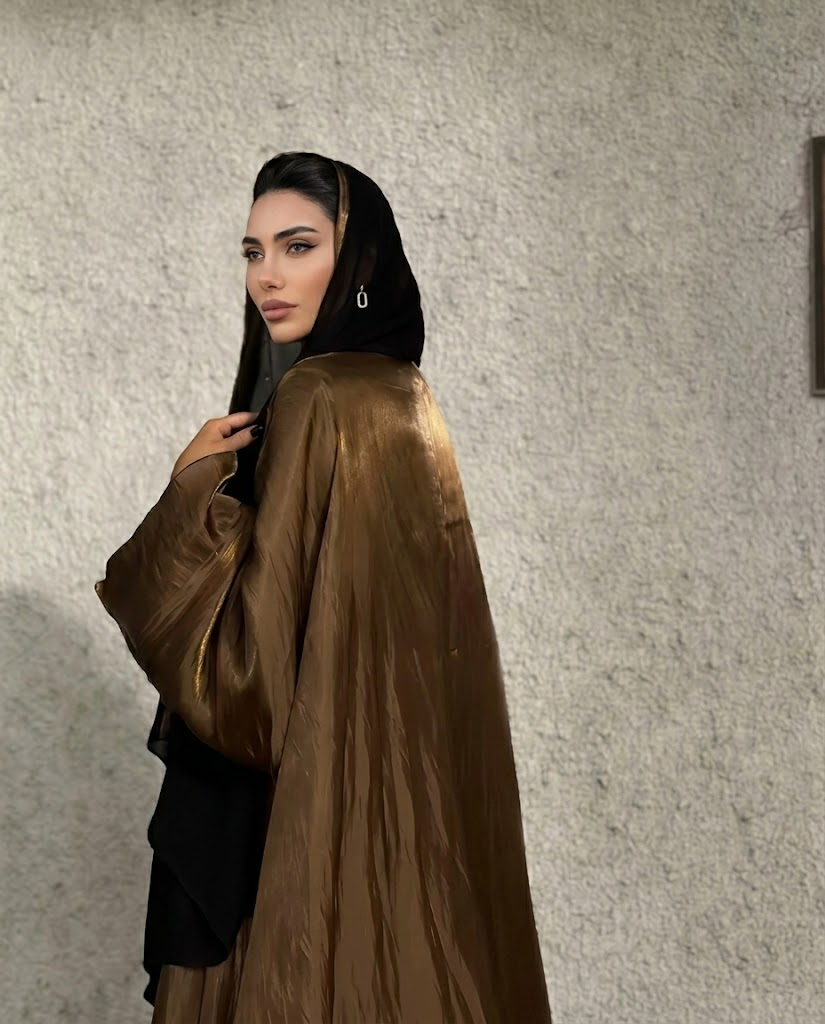 Aaliyah — Double élégance, une seule pièce