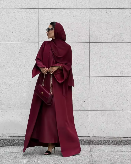 Inaya — Élégance affirmée, allure intemporelle