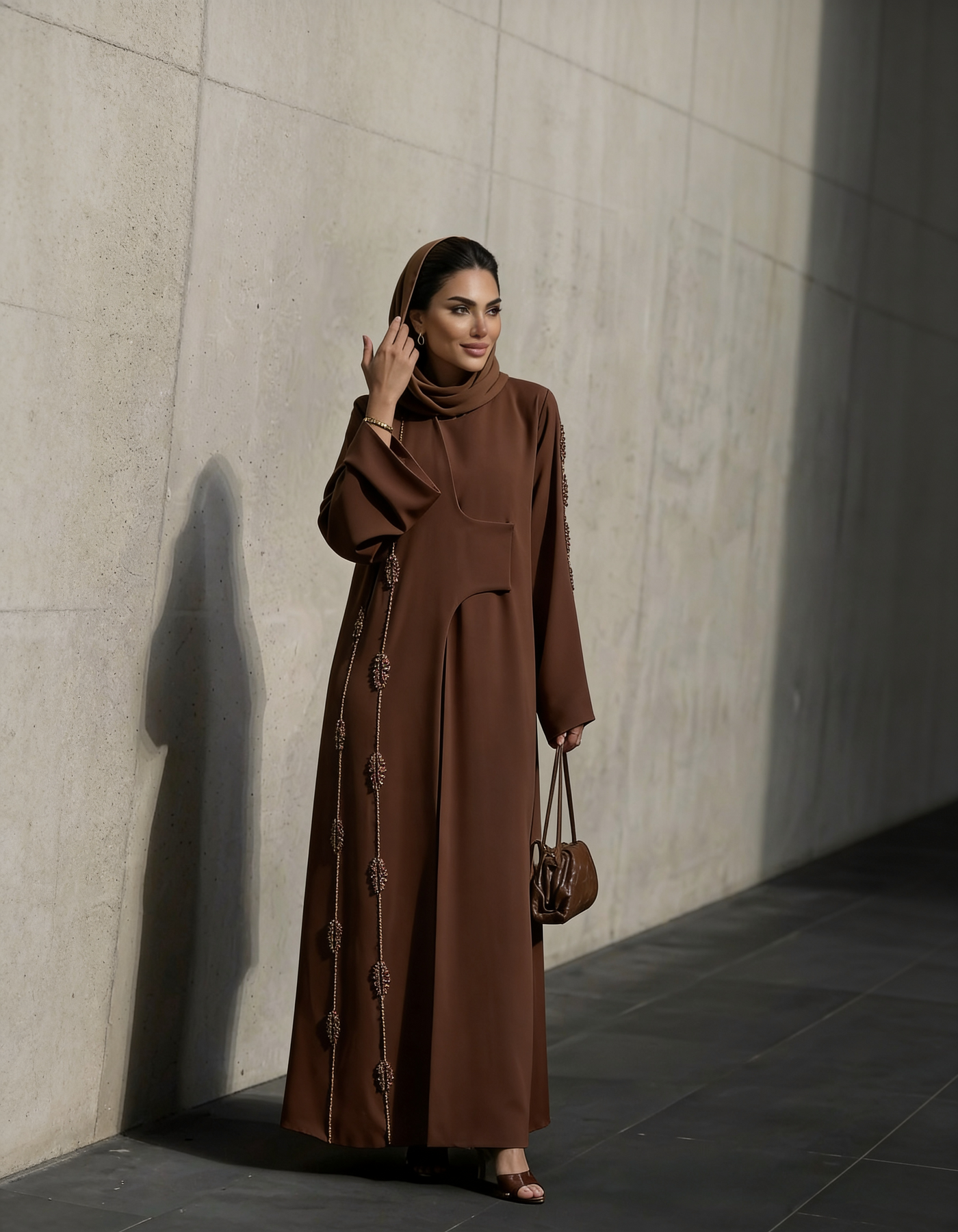 Hiba — Élégance moderne, détail signature