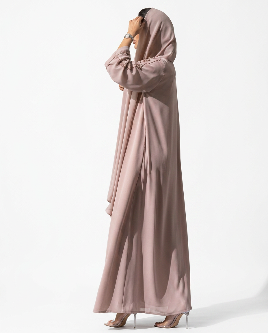 Hiba — Élégance moderne, détail signature