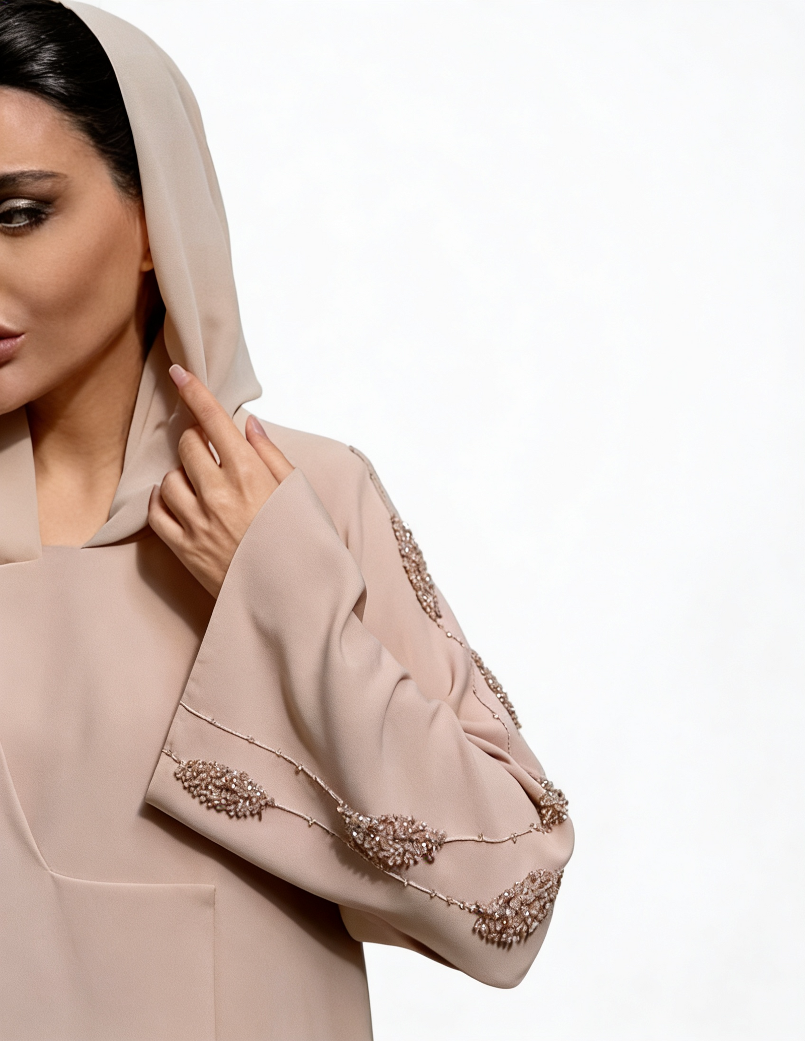 Hiba — Élégance moderne, détail signature