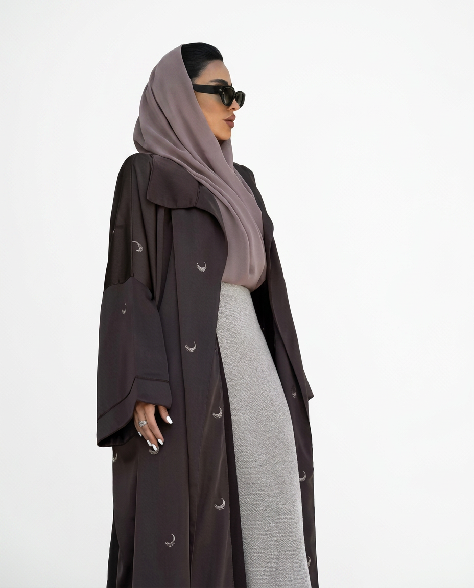 Kenza — Élégance contemporaine, détail graphique