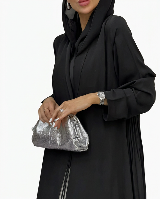 Amal — Élégance fluide, signature plissée